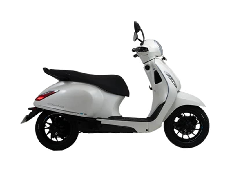 Chetak 3502 STD Moon White