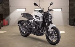 Seiemmezzo Retro street