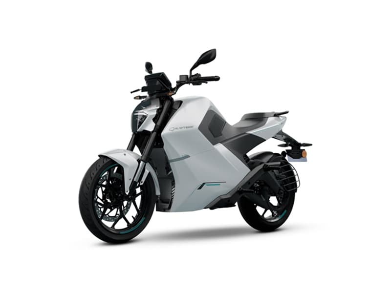 T 30 Sport Arctic White